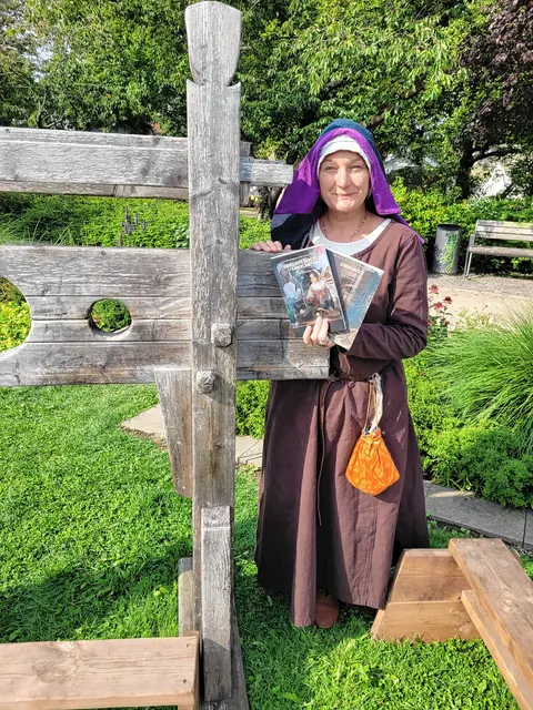 Die Autorin Anja Grevener liest im Poenigeturm Geschichten aus der Zeit der Hexenverfolgung. Foto: privat