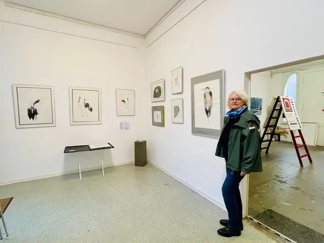 Carmen Speckin lädt zum Dialog am 8. und 9. 11 2025 ein. Sie zeigt u.a. ihre Werkreihe "Carmens Tierwelt" | Foto: Mülheimer Kunstförderverein Rhein-Ruhr - KKRR