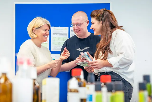 Im Onboarding zeigte Nadia Wohlfarth den Studierenden anhand der Entwicklung eines Mundpflegestandards die Pflegequalitätsentwicklung innerhalb der St. Elisabeth Gruppe.