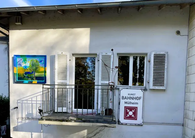 "Neues im Kunstbahnhof Mülheim" - Brigitte Zipp zeigt ihre aktuelle Werkreihe - frisch auf dem Ateliertisch | Foto: Kunstverein und Kunstförderverein Rhein-Ruhr - KKRR