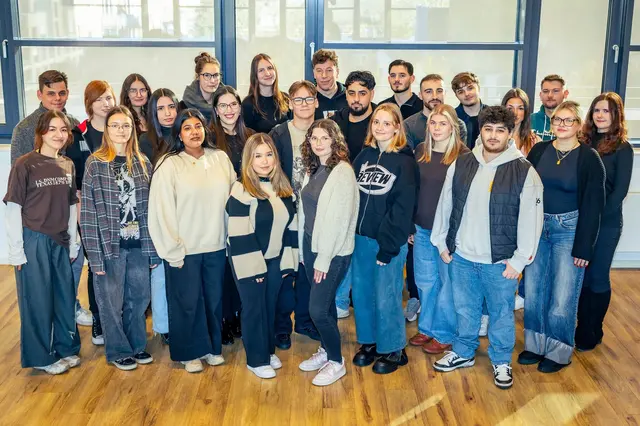 27 Auszubildende beginnen ihre dreijährige Ausbildung zu Medizinischen Technologen für Radiologie in der St. Elisabeth Gruppe. | Foto: St. Elisabeth Gruppe – Katholische Kliniken Rhein-Ruhr 