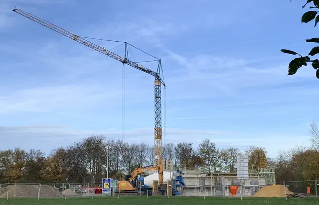 Aus der Serie: Vom ehemaligen  „Gelände des Sole- und Freizeitbades“ zur „Massener Halde“ | Foto: © Jürgen Thoms 