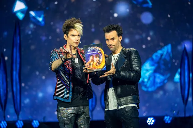 Die Ehrlich Brothers haben gemeinsam mit Ravensburger das Oberhausener House of Magic in ein Escaperoom-Spiel gepackt. Foto: Michael Kleppi