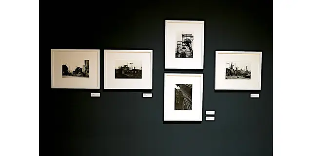 Bild 4 aus Ausstellung „Astonish me! Fotografie aus der Sammlung Koetzle in der Städtischen Galerie Iserlohn

Bild aus Artikel im Lokalkompass:“Fotografie. Astonish me! Fotografie aus der Sammlung Koetzle – neue Ausstellung in der Städtischen Galerie Iserlohn.“