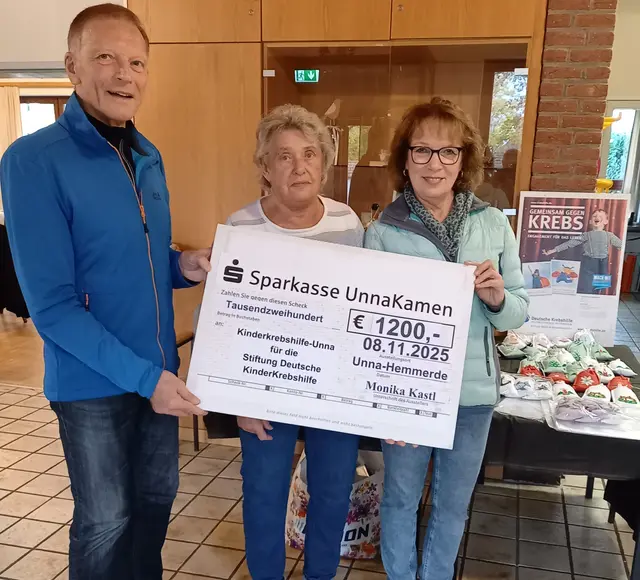 Auf dem Bild von links: Dieter Rebbert, Monika Kastl und Monika Rebbert. Foto: Heinz Kastl