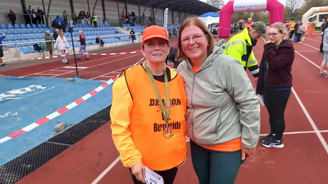 Monika und Dagmar liefen heute zusammen.