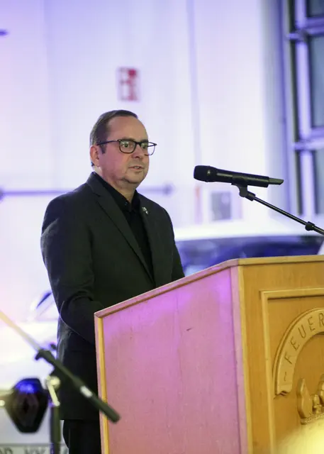 Oberbürgermeister Thomas Kufen bei seinem Grußwort. | Foto: Alexandra Roth/Kirchenkreis Essen