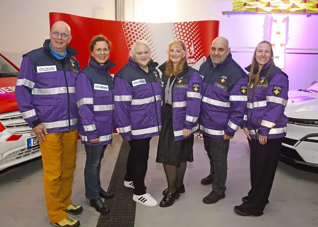 Verstärken die Notfallseelsorge in Oberhausen: von links: Heinz-Dieter Wilmsen, Christine Kampmann, Nina Stolarski, Kathrin Beck, Mario Peine, Alexandra Michalla. | Foto: Alexandra Roth/Kirchenkreis Essen