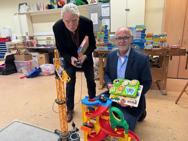 Konrad Göke, Ratsherr der SPD und Vorsitzender Sozialausschuss mit Frank Liebert, Geschäftsführer sci:moers  Foto: sci:moers