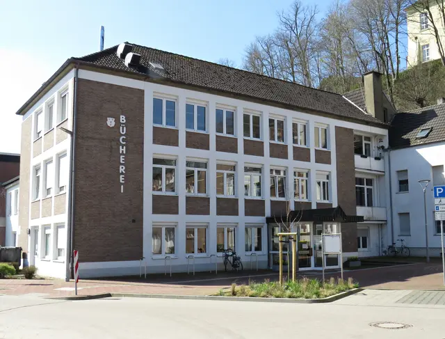 Die Klever Stadtbücherei bietet im November noch einige Highlights | Foto: GvM