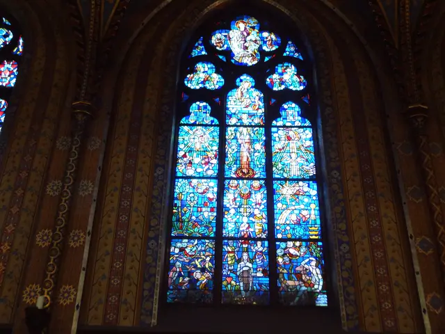 Antikglas-Fenster in der Kerzenkapelle in Kevelaer | Foto: Siegmund Walter, 21.11.2025