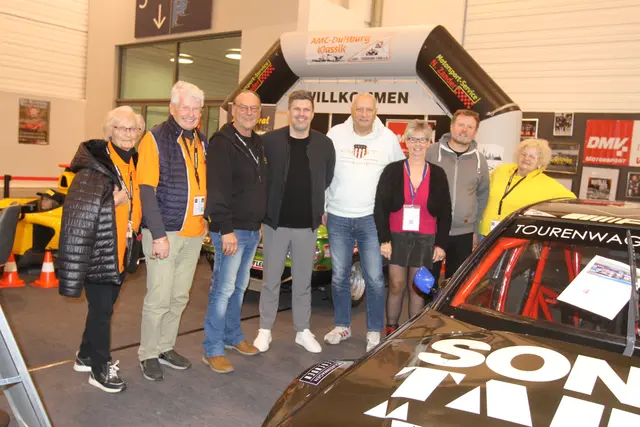 AMC Mitglieder auf dem Messestand  | Foto: YB / Motorracetime.de