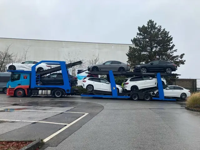 Verkehrsunsicher: Rumänischer Autotransporter | Foto: Polizei Mettmann