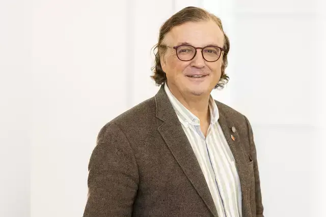 Wolfgang Freye, Co-Vorsitzender der Fraktion Die Linke im RVR: „Mit der Ankündigung von Ministerpräsident Hendrik Wüst sind langgehegte Wünsche wie der der Stadt Essen, das olympische Dorf auf einem Deckel über der A 40 zu bauen und so die dringend notwendige städtebauliche Entwicklung für ein nachhaltiges Stadtquartier zum Wohnen voranzutreiben, wie eine Seifenblase geplatzt.  | Foto: Privat