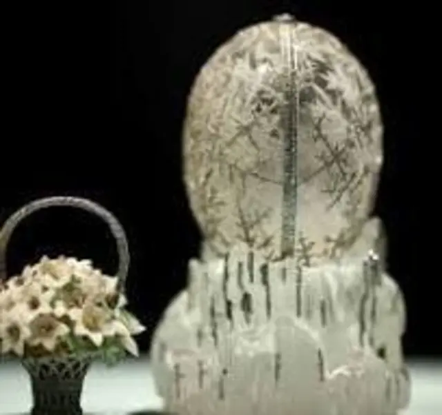 Winter-Ei von Fabergé, lizenzfrei.jpeg