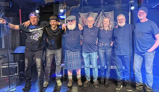 Die Mendener Musiker von Ozards of Wiz rocken den Alten Ratssaal. Fotorechte: OZARDS of WIZ