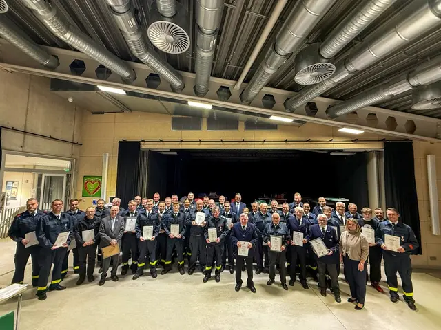 Alle Jubilare auf einem Bild | Foto: Foto: Feuerwehr  Dorsten 