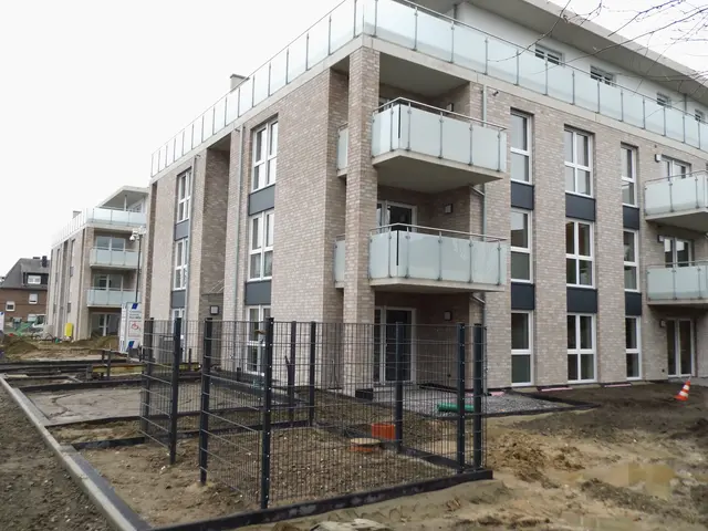 Mehrparteienhäuser Gneisenaustraße Wesel.
Bausachstand: 06.12.2025 | Foto: Siegmund Walter, 06.12.2025