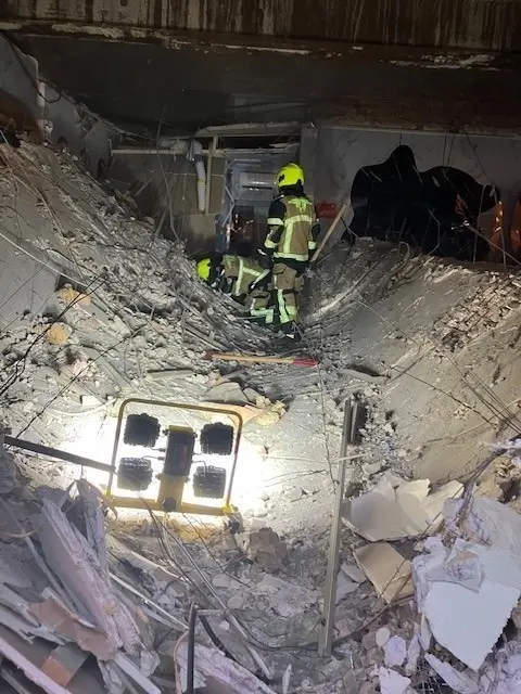 Bild: Feuerwehr Oberhausen; Blick in Ladenlokal | Foto: Feuerwehr Oberhausen