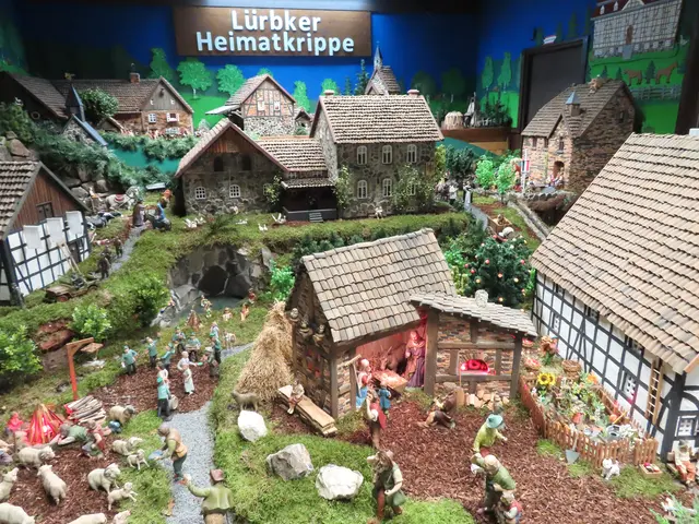 Sie prägen das Landschaftsbild: Der Bieberhof hinten links, der Hof Ostermann in der Mitte und die alte Schule rechts. 