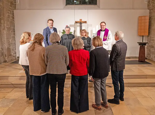 Bei der Beauftragung. | Foto: Kirchenkreis Essen/Achim Pohl