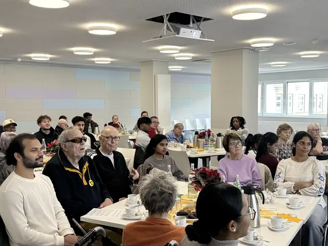 Mitarbeitende des EvK Witten organisierten mit tatkräftiger Unterstützung der Pflege-Azubis eine Weihnachtsfeier für Patienten.