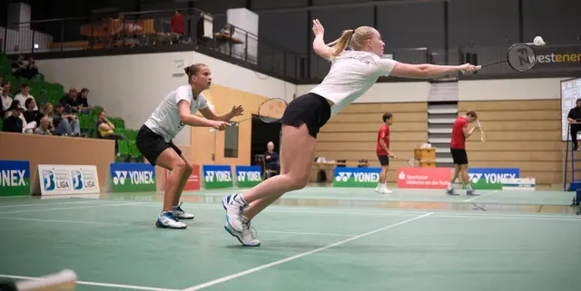 Yevheniia Paksiutova und Kirsten de Wit