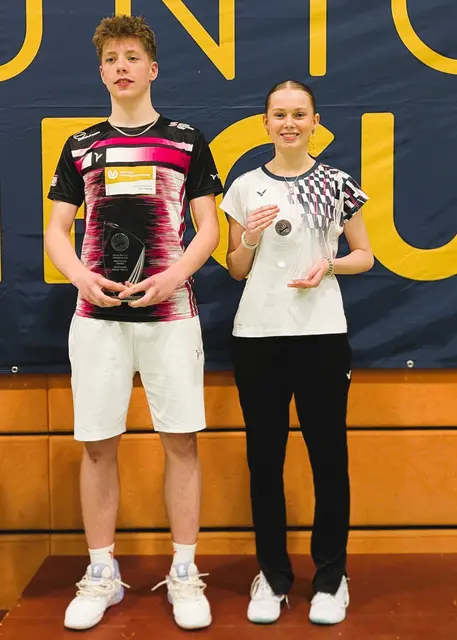 Cedric Pascher und Monique Schütt siegten im Mixed U17 | Foto: Grün-Weiß Mülheim