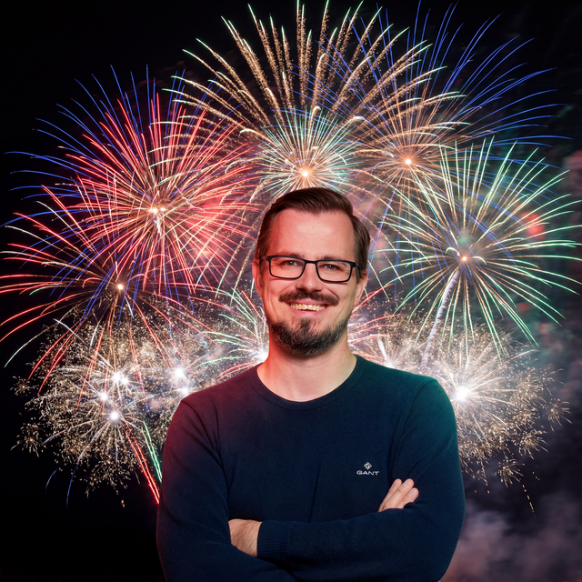 Dr. Boris Nikolai Konrad ist Neurowissenschaftler und Gedächtnisweltmeister. Er erklärt im Interview, wie wir unsere guten Vorsätze über den Januar hinaus retten können und unser Gehirn so austricksen, dass wir auf der Erfolgsspur bleiben - egal, ob es um "mehr Sport", "weniger Alkohol", "weniger Süßigkeiten" oder andere gute Vorsätze geht. | Foto: Kay Blaschke/Hintergrund KI-generiert