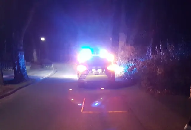 Bild Schepers Text Polizei Wesel  / Zwei Polizeibeamte bei Unfall schwer verletzt