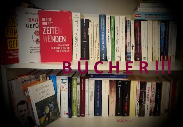 BÜCHER!