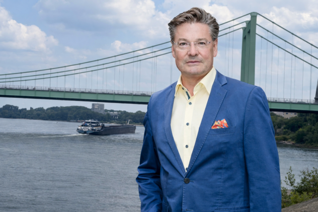 Der Kölner Kommunalpolitiker Torsten Ilg (KSG) warnt vor einem Ausbau der Rodenkirchener Brücke: "Kommt der Ausbua, dann kippt die Rheinsspange!" | Foto: Frei von Rechten Dritter KSG