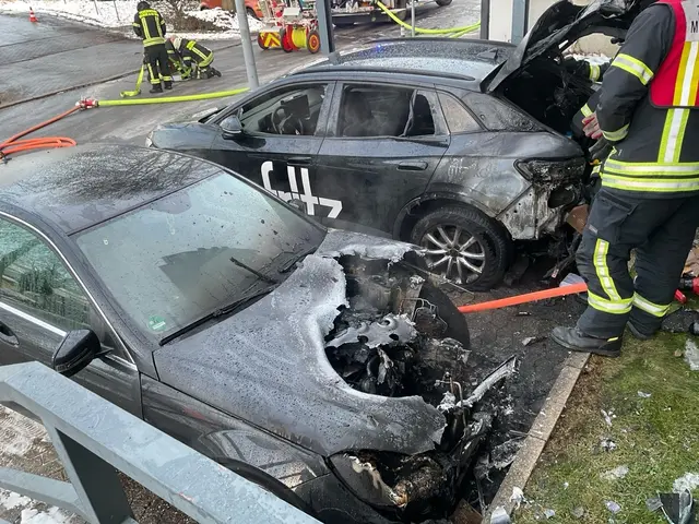 PKW-Brand | Foto: Feuerwehr Mülheim an der Ruhr