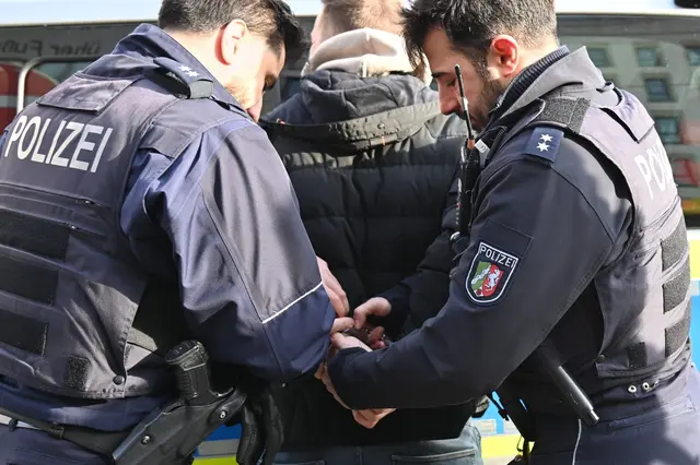 PKE bei Festnahme | Foto: Polizei Essen