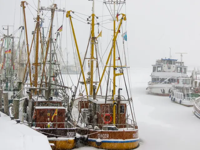 Januar 2019: Schneefall an der Nordseeküste in Ostfriesland. Der Hafen von Greetsiel war komplett verschneit und bot eine wunderbare Kulisse. LK-Foto:  Nicole Frischlich