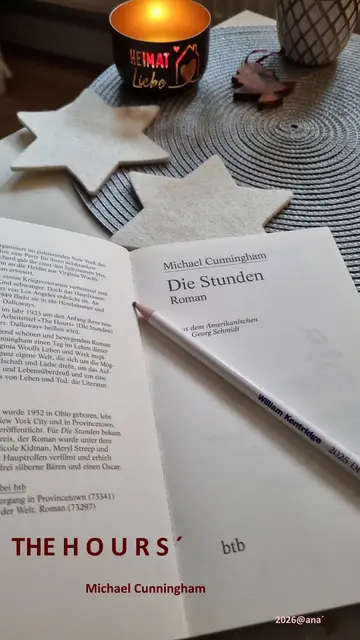 STUNDENLANG....
https://www.youtube.com/watch?v=oD2whWFxxB4