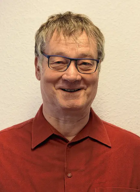 Pfarrer Dirk Küsgen geht am 1. März 2026 in den Ruhestand. Foto: Harald Bertermann