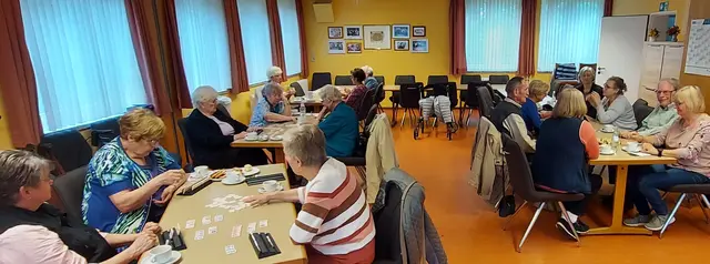 In gemütlicher Runde zusammen mit Gleichgesinnten spielen: Im Café Spiel mit Spaß Wambel ist dies an jedem 1. Dienstag im Monat kostenfrei möglich.

