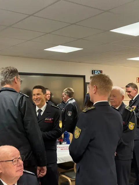 Netzwerken während der Veranstaltung - Kreisbrandmeister Martin Weber | Foto: Kreisfeuerwehrverband Ennepe-Ruhr e.V.