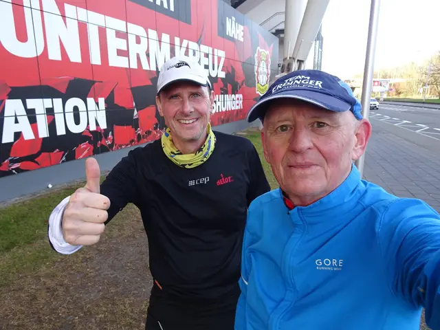 Spaß unter dem Bayerkreuz. Raik Eckstein und Ralf Schuster. 