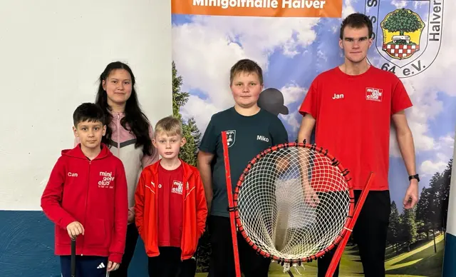 V.l.: Can-Josha Henke, Sonja Knoll, Lio Lewandowski, Mika Grajek und Jan Dorny.