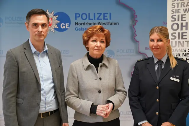 von links: Kriminaldirektor André Dobersch, Barbara Havliza, Polizeioberrätin Carina Fischer Urheber: PP Gelsenkirchen | Foto: Polizei Gelsenkirchen