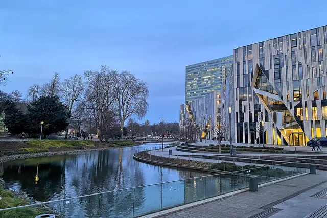 Kö-Bogen (Daniel Libeskind, 2013) | Foto: Margot Klütsch