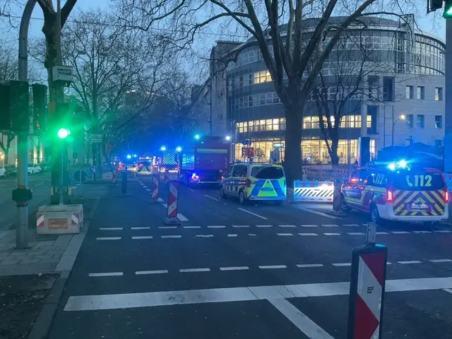 Einsatzkräfte Hiltropwall | Foto: Feuerwehr Dortmund