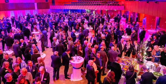 Rund 700 Gäste kamen zum Jahresempfang in die Luise-Albertz-Halle. | Foto: Stadt Oberhausen/Tom Thöne