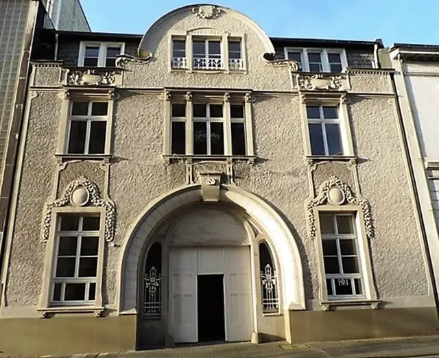 Der Kulturort VILLA ARTIS in der Ruhrtalstadt Mülheim beherbergt ein Kunstmuseum, die RuhrGallery und einen Ateliertrakt des Mülheimer Künstler*innenbundes. Hier ist auch das AIRL-Lab und der Kunstverein und Kunstförderverein Rhein-Ruhr - KKRR ansässig. | Foto: Archiv Villa Artis