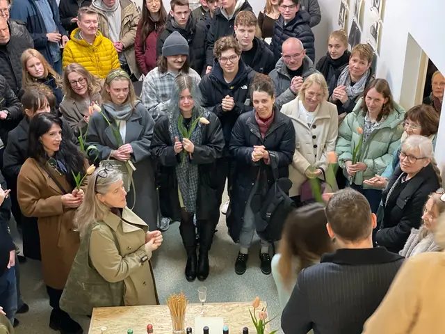 Vernissage mit den ausstellenden Kunstakteuren - ein besonderes Erlebnis in der Villa Artis am 14. März 2026 | Foto: Mülheimer Kunstverein KKRR, Ruhrstr.3