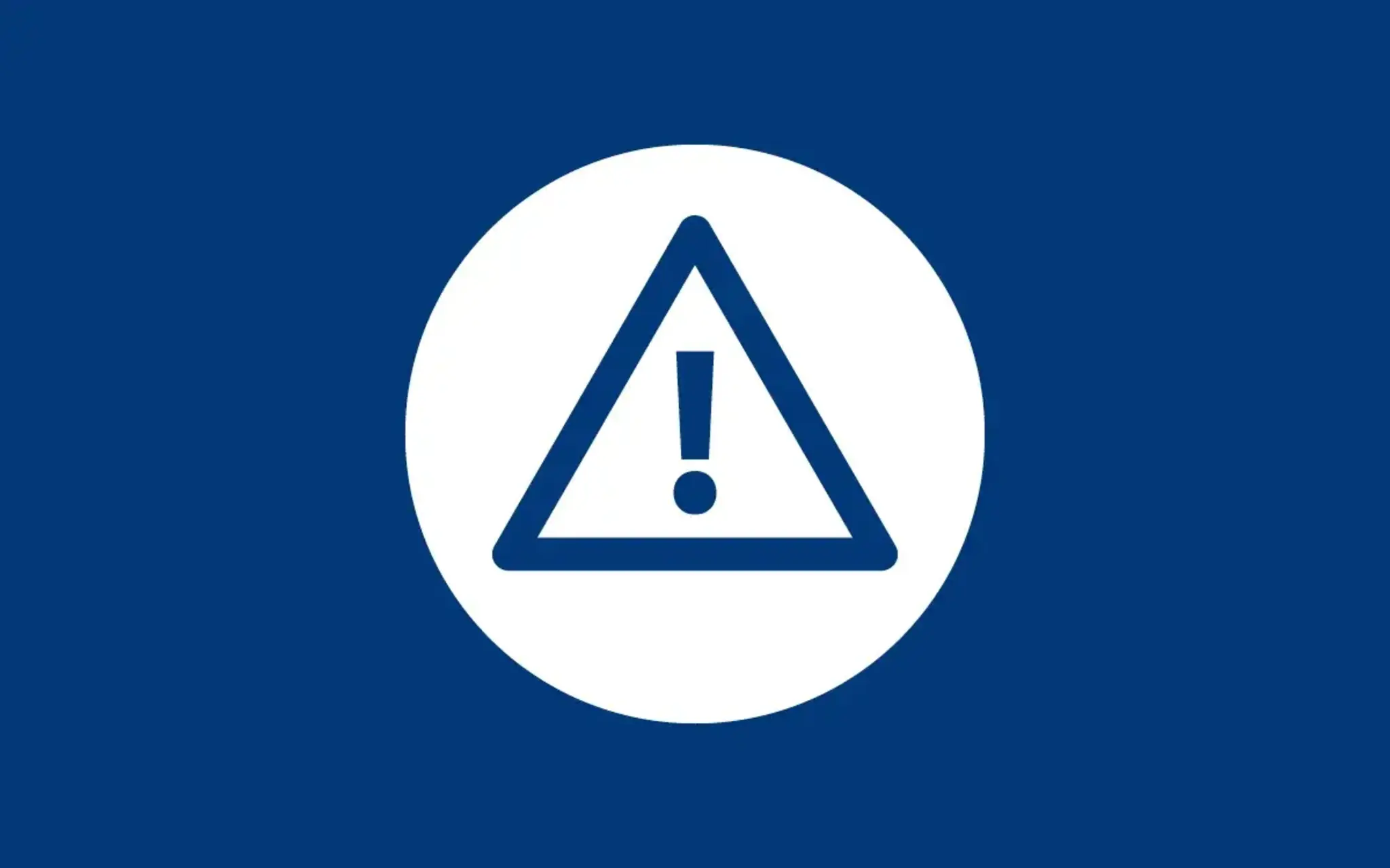 Anzeigetafel mit Streikhinweis