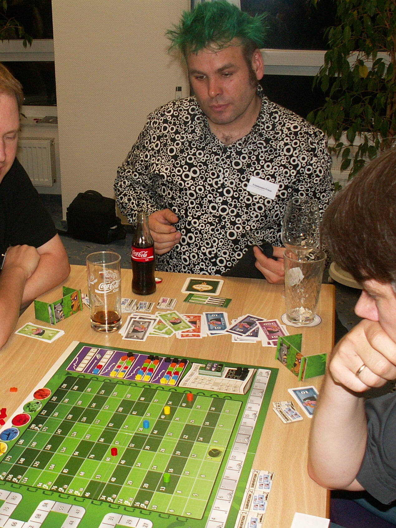 Der Autor Friedemann Friese erklärt sein Spiel.