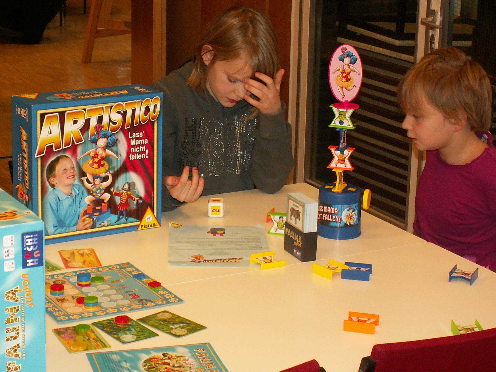 Lass Mama nicht fallen bei "Artistico" von Piatnik